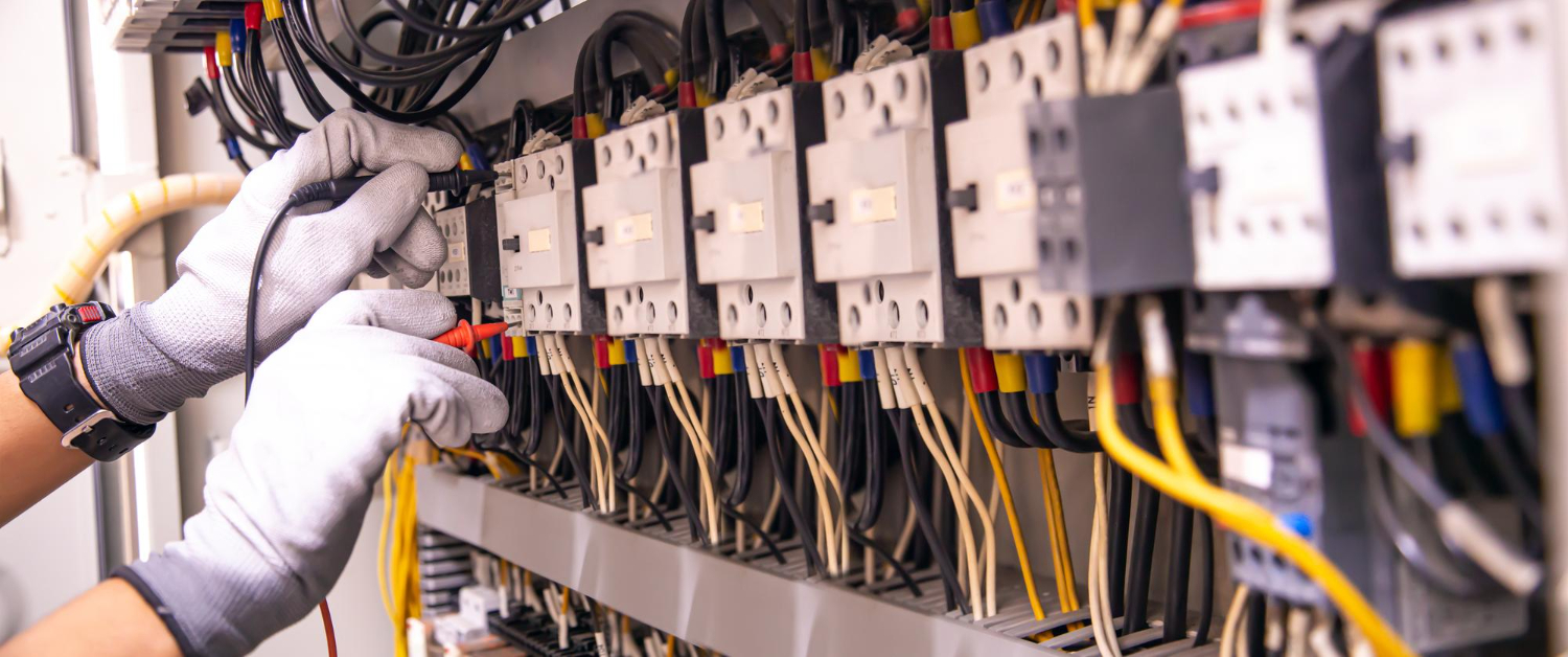 תחזוקת מערכות חשמל